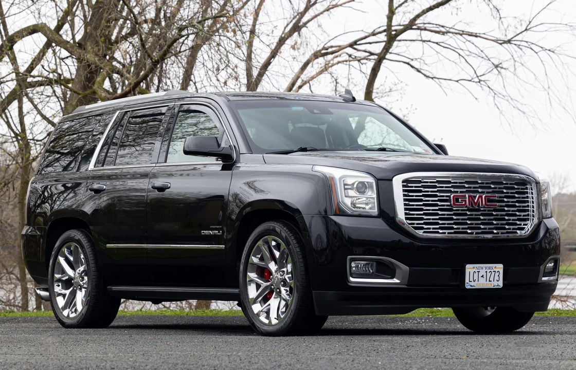 2018 GMC Yukon 4th Gen - Image 17 of 31