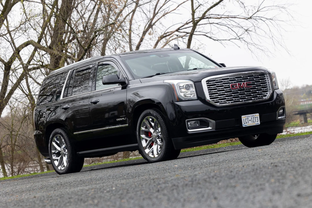 2018 GMC Yukon 4th Gen - Image 18 of 31
