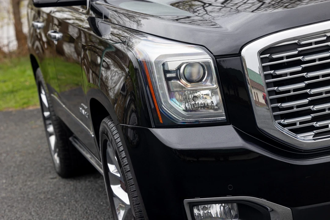 2018 GMC Yukon 4th Gen - Image 29 of 31