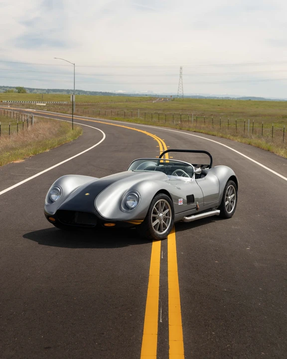 Jaguar Replica - Image 5 of 31