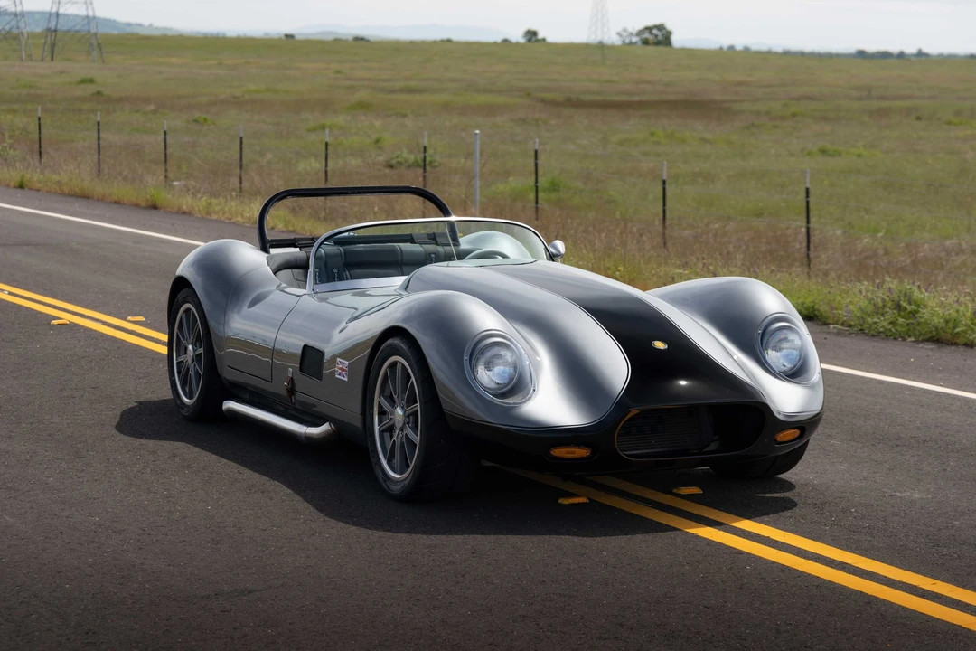 Jaguar Replica - Image 14 of 31