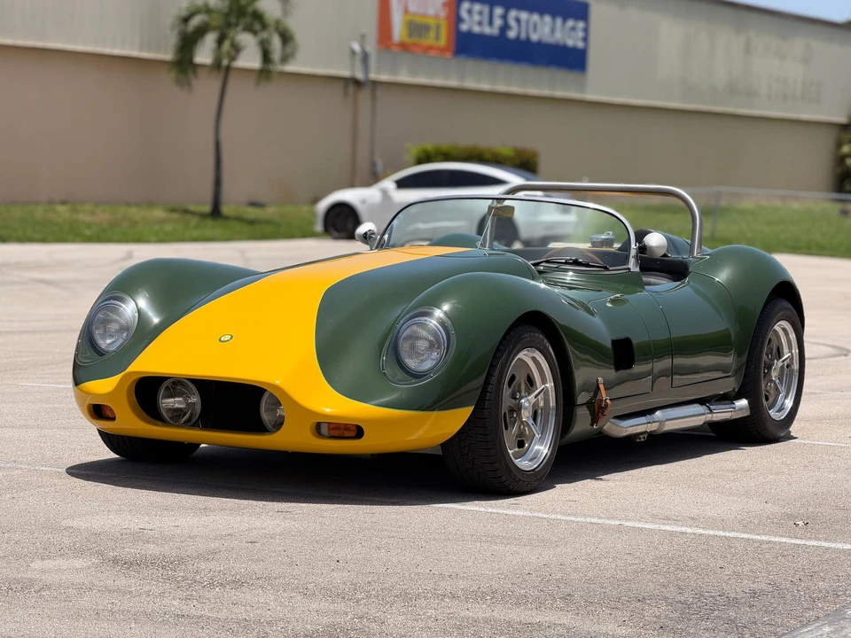Jaguar Replica - Image 21 of 31