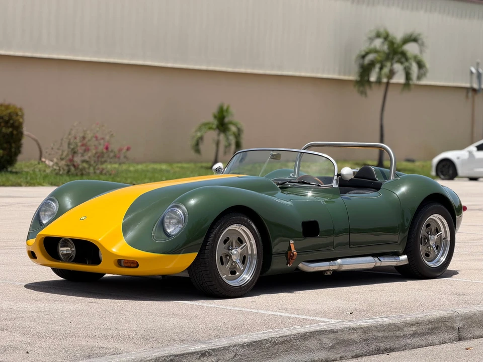 Jaguar Replica - Image 26 of 31