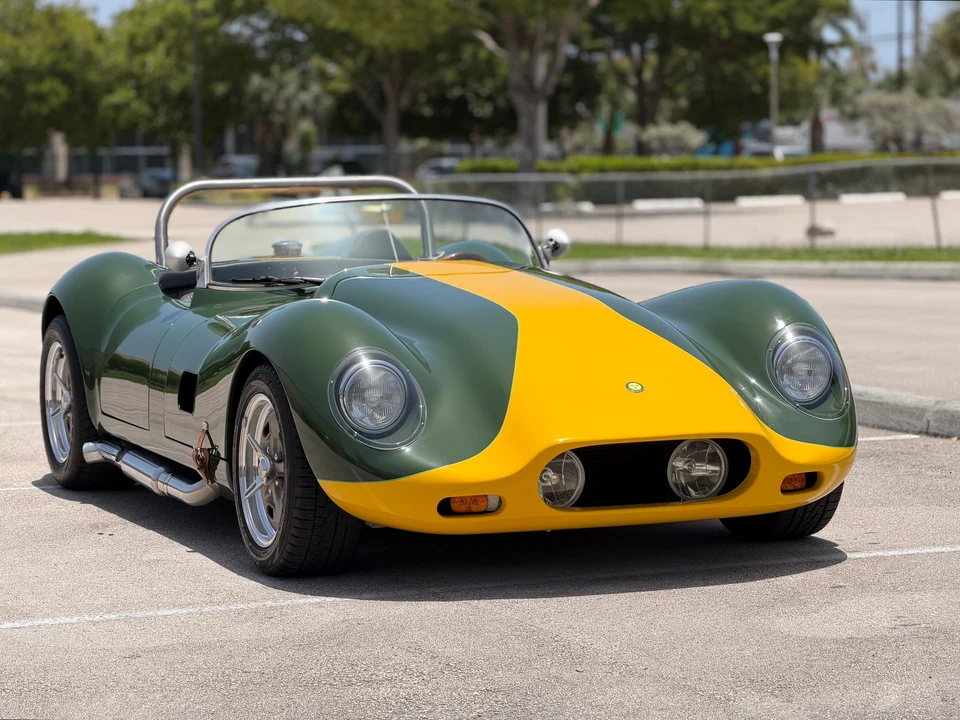 Jaguar Replica - Image 9 of 31