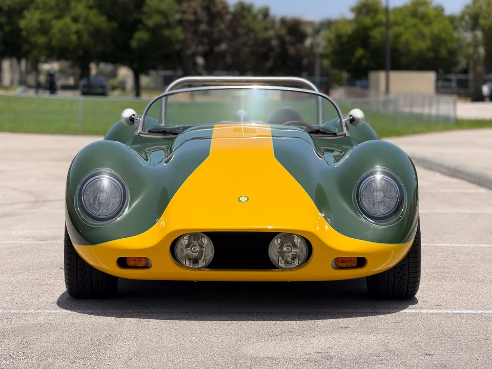 Jaguar Replica - Image 11 of 31