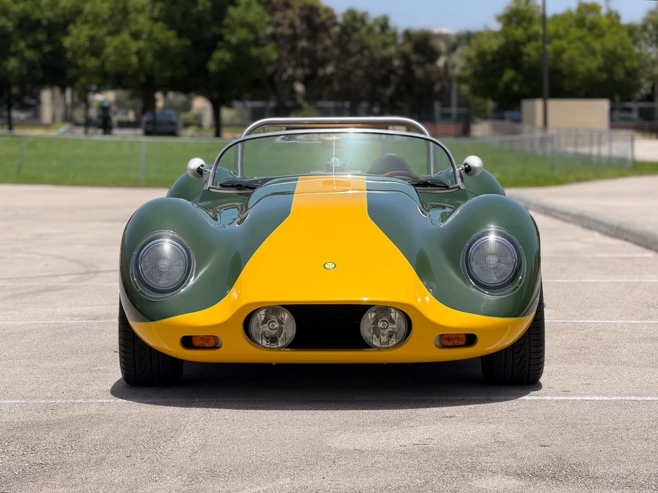 Jaguar Replica - Image 12 of 31
