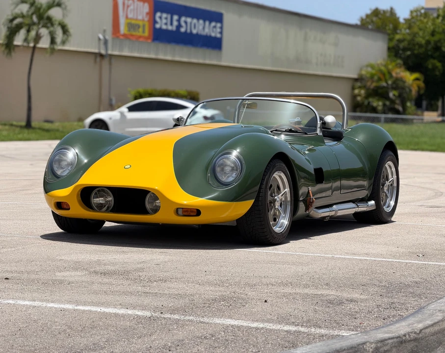 Jaguar Replica - Image 19 of 31