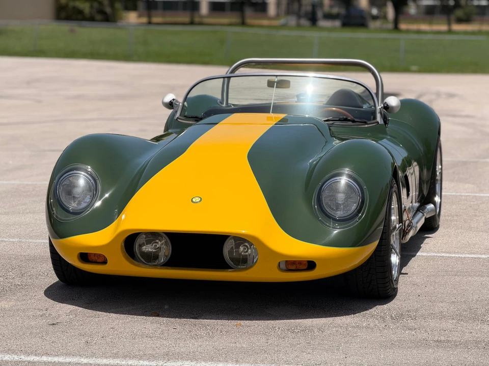 Jaguar Replica - Image 15 of 31
