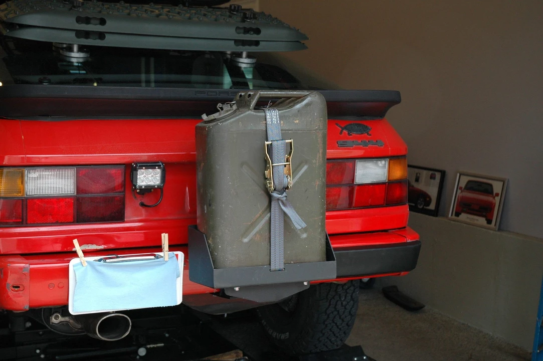 1983 Porsche 944 - Image 10 of 31