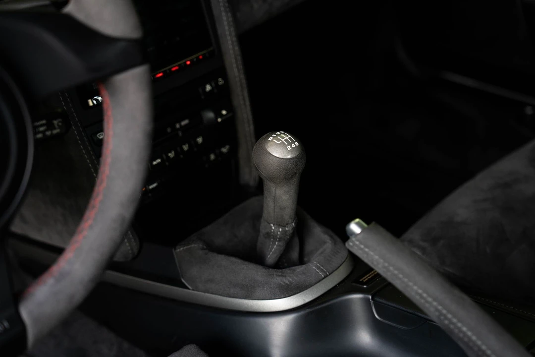 2010 Porsche 997 GT3 RS - Image 24 of 28