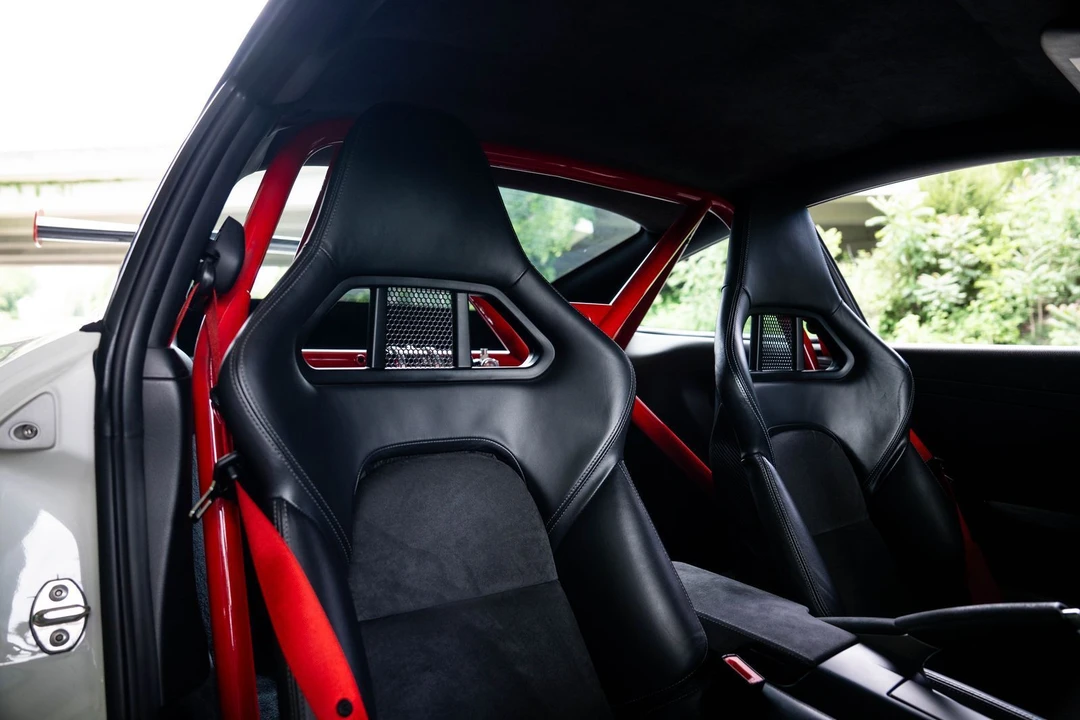 2010 Porsche 997 GT3 RS - Image 17 of 28