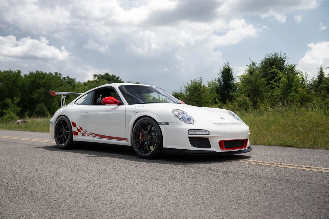 2010 Porsche 997 GT3 RS - Image 8 of 28