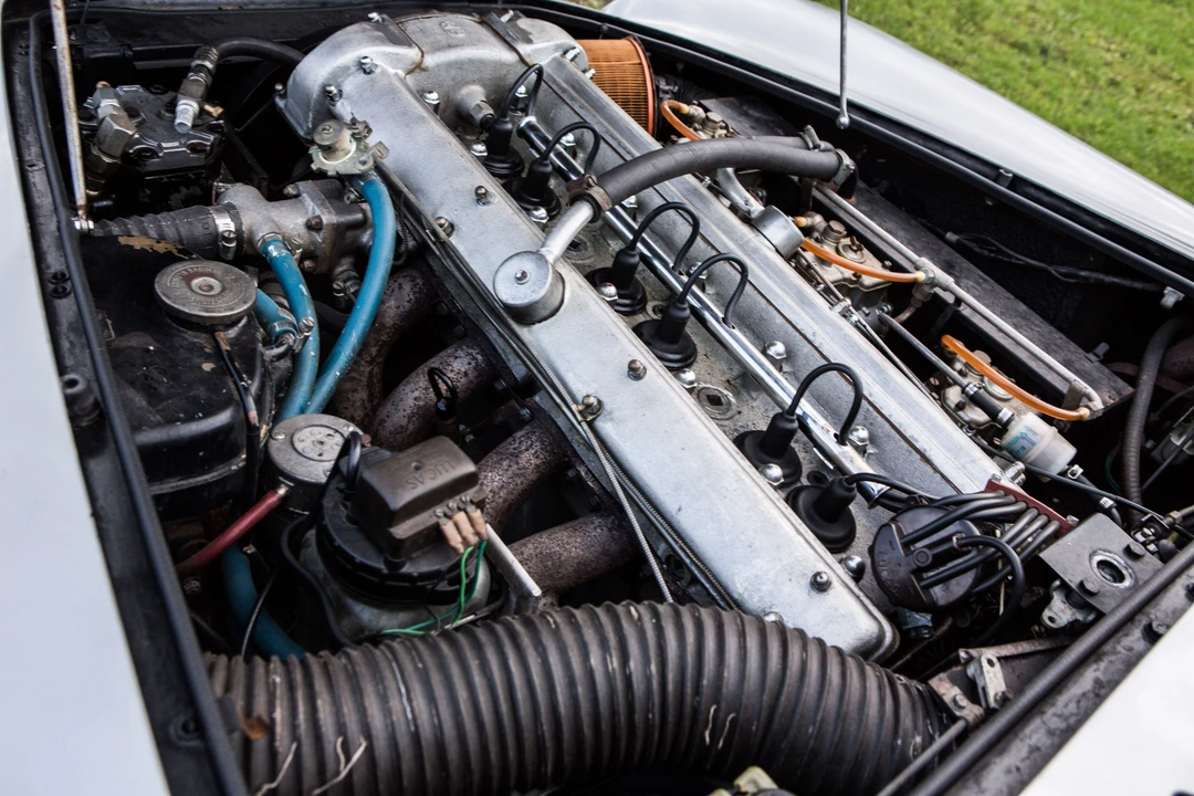 Aston Martin DB6 - Image 22 of 31