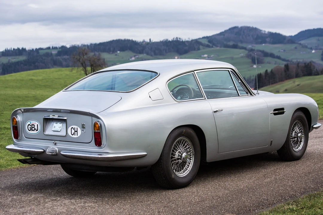 Aston Martin DB6 - Image 4 of 31