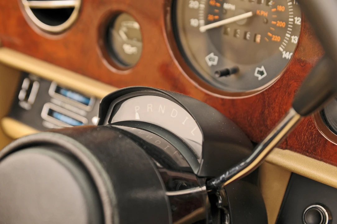 Bentley Continental - Image 14 of 31