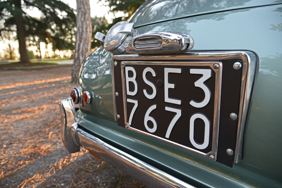Aston Martin DB1 & DB2 & DB2/4 & DB Mark III - Image 26 of 27