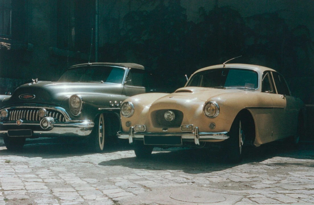 Buick Roadmaster - Image 3 of 29