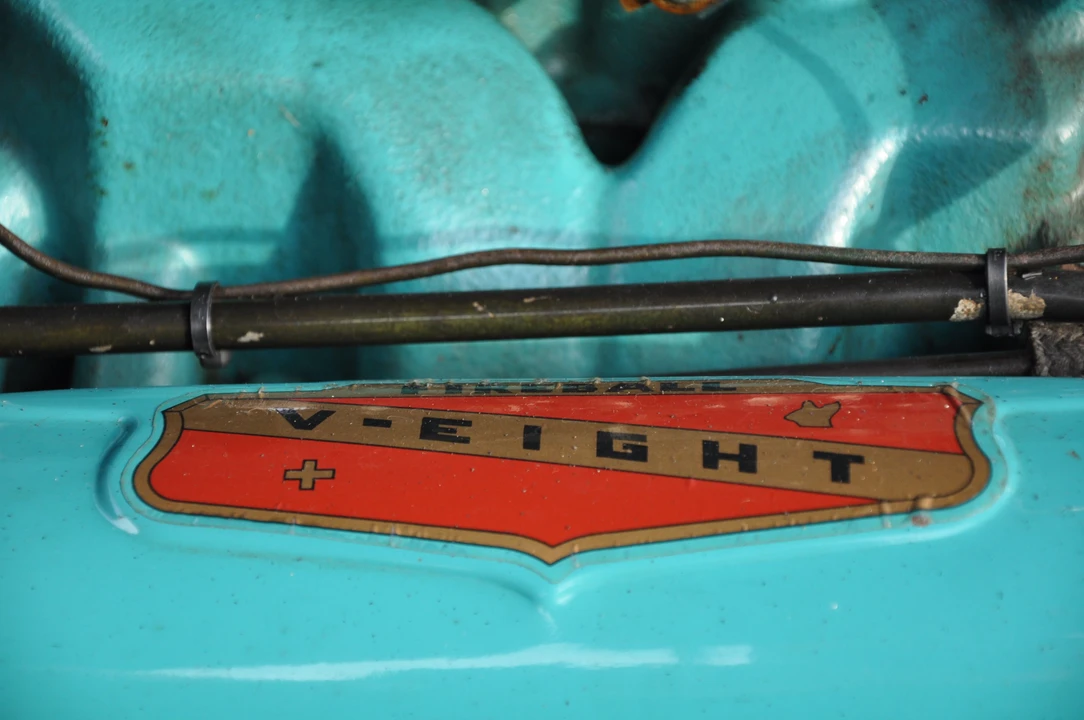 Buick Roadmaster - Image 25 of 29