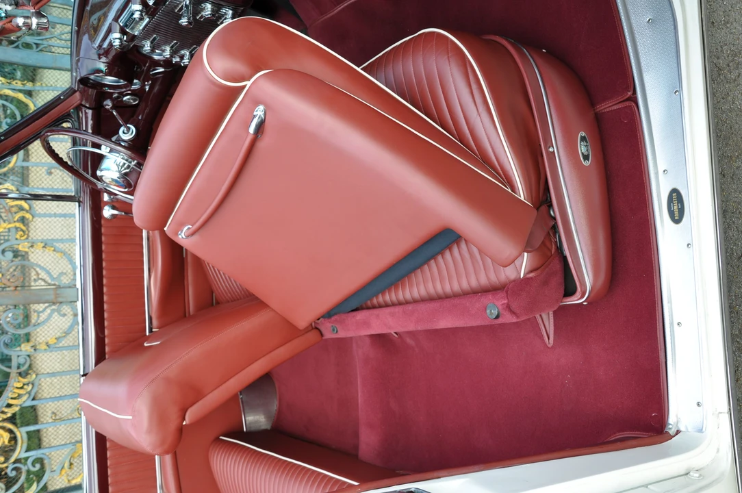 Buick Roadmaster - Image 14 of 29