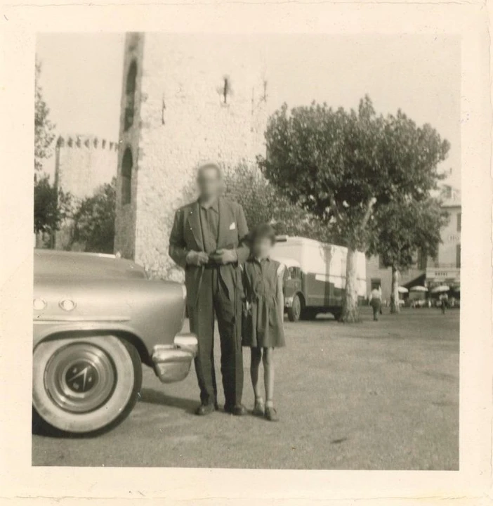 Buick Roadmaster - Image 8 of 29