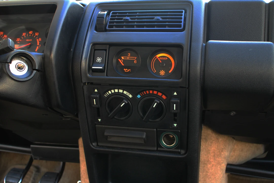 Renault 5 Turbo 2 - Image 12 of 28