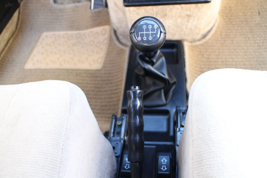 Renault 5 Turbo 2 - Image 13 of 28