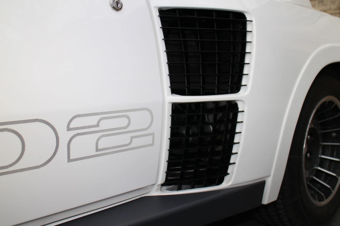 Renault 5 Turbo 2 - Image 25 of 28
