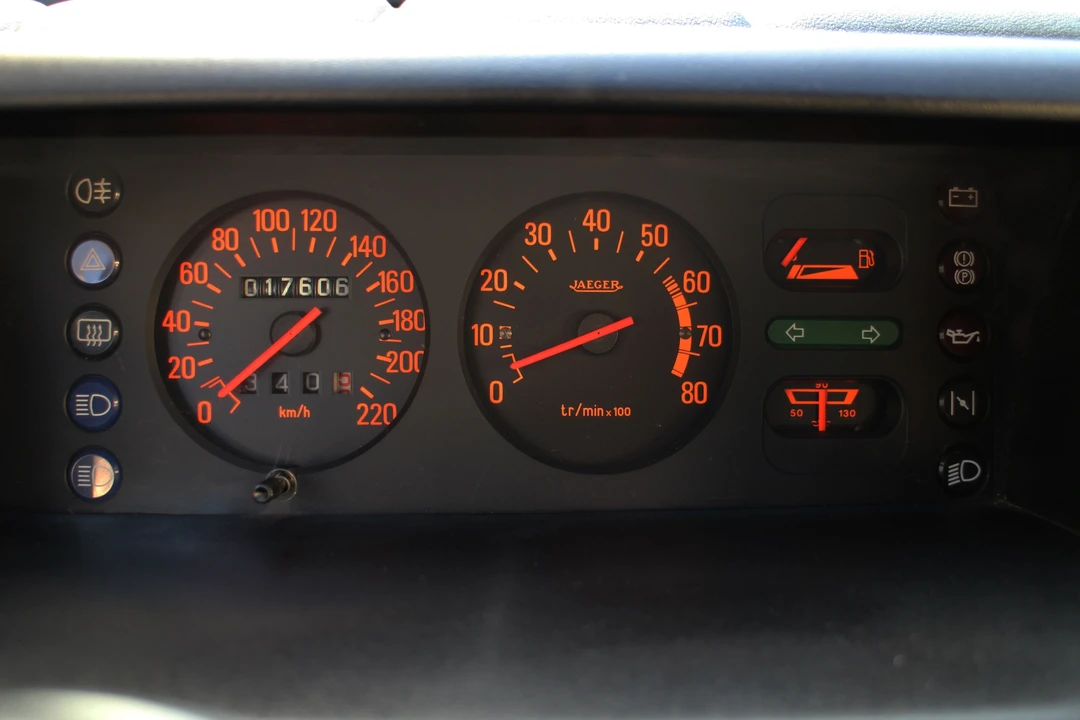 Renault 5 Turbo 2 - Image 11 of 28
