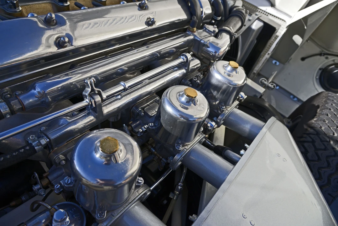 Jaguar E-Type Series 1 - Image 20 of 31