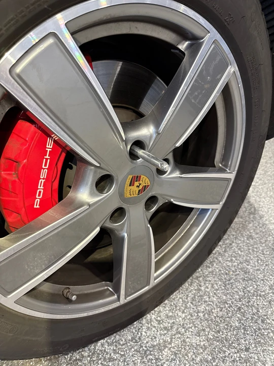 2021 Porsche 9Y0/9Y3 Cayenne GTS - Image 15 of 18