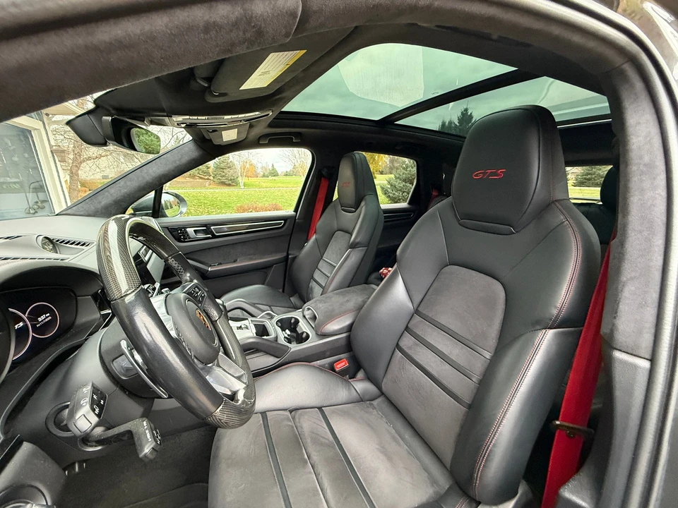 2021 Porsche 9Y0/9Y3 Cayenne GTS - Image 5 of 18