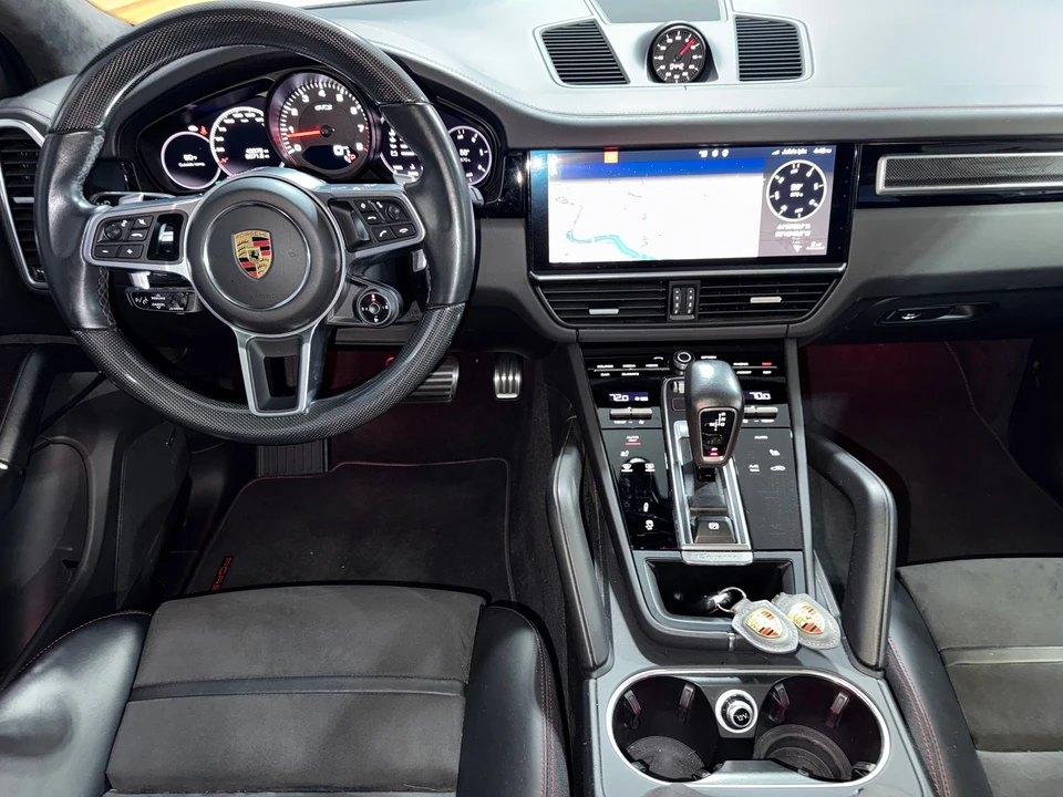 2021 Porsche 9Y0/9Y3 Cayenne GTS - Image 7 of 18