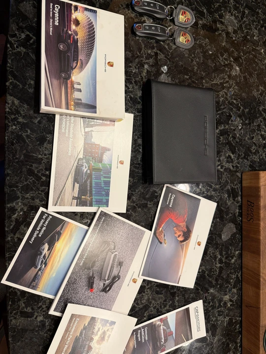 2021 Porsche 9Y0/9Y3 Cayenne GTS - Image 16 of 18