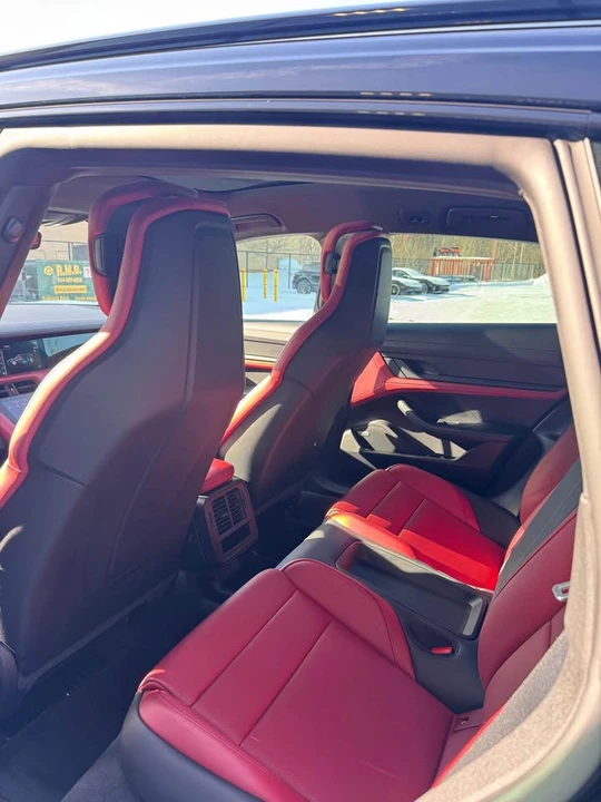 2020 Porsche Taycan 4S - Image 5 of 7