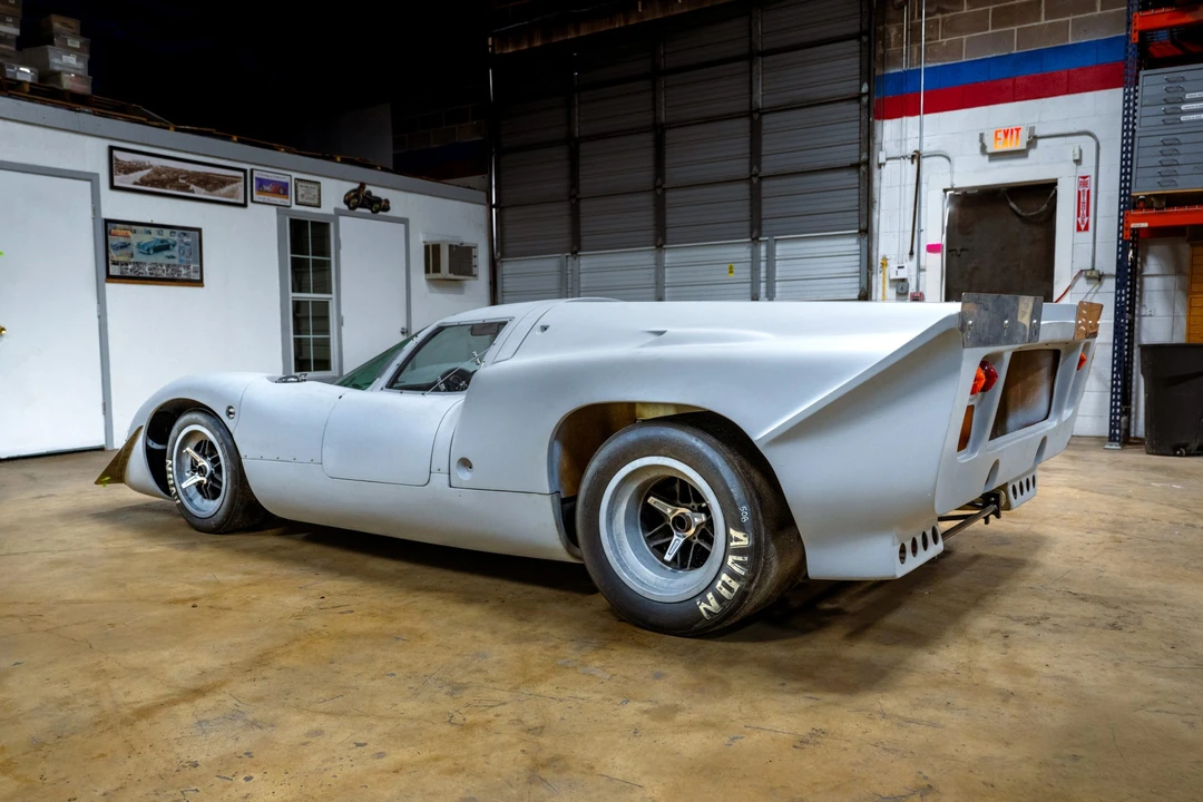 Lola T70 - Image 12 of 31