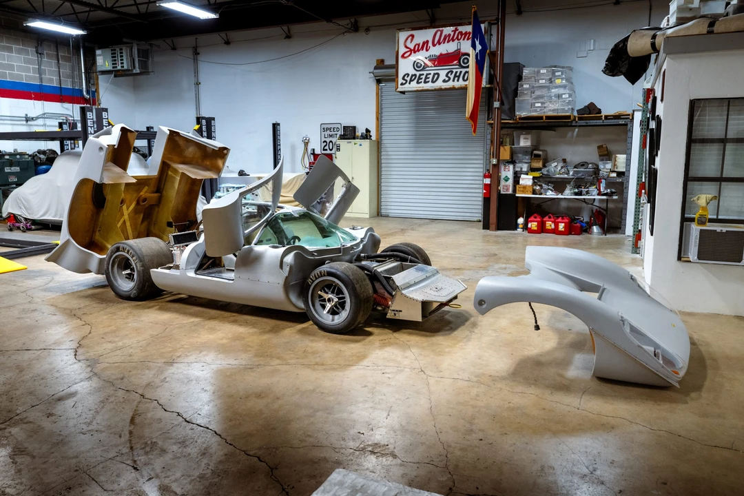 Lola T70 - Image 28 of 31