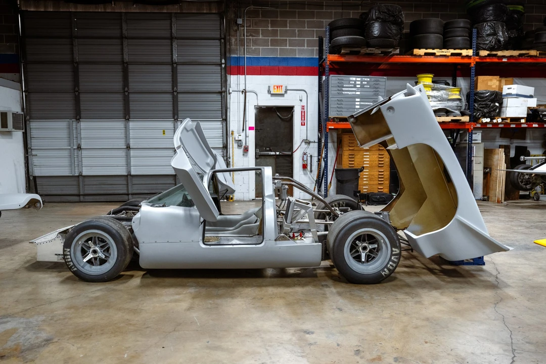 Lola T70 - Image 26 of 31