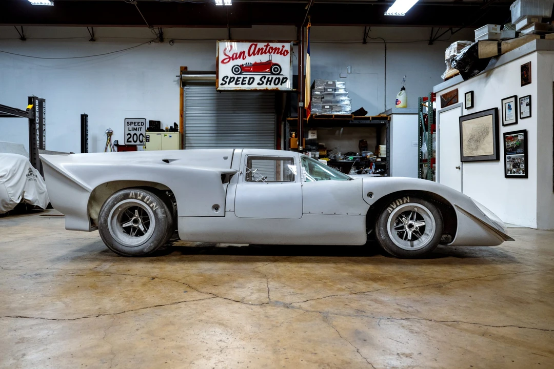 Lola T70 - Image 21 of 31