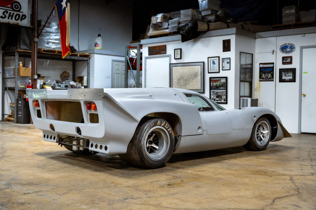 Lola T70 - Image 20 of 31