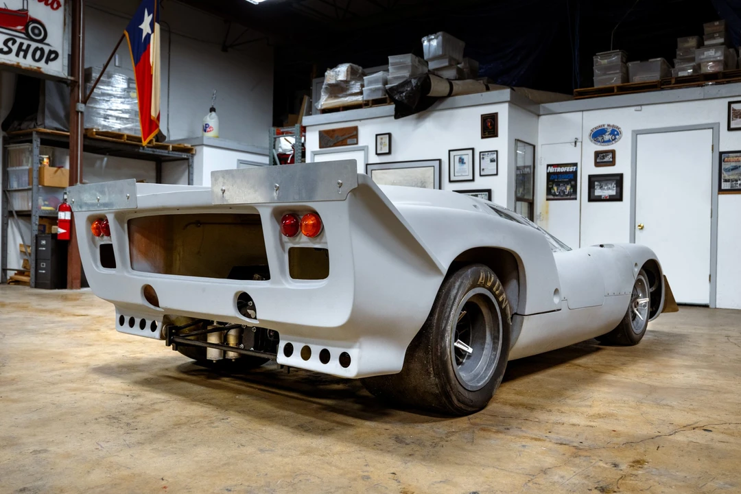 Lola T70 - Image 18 of 31