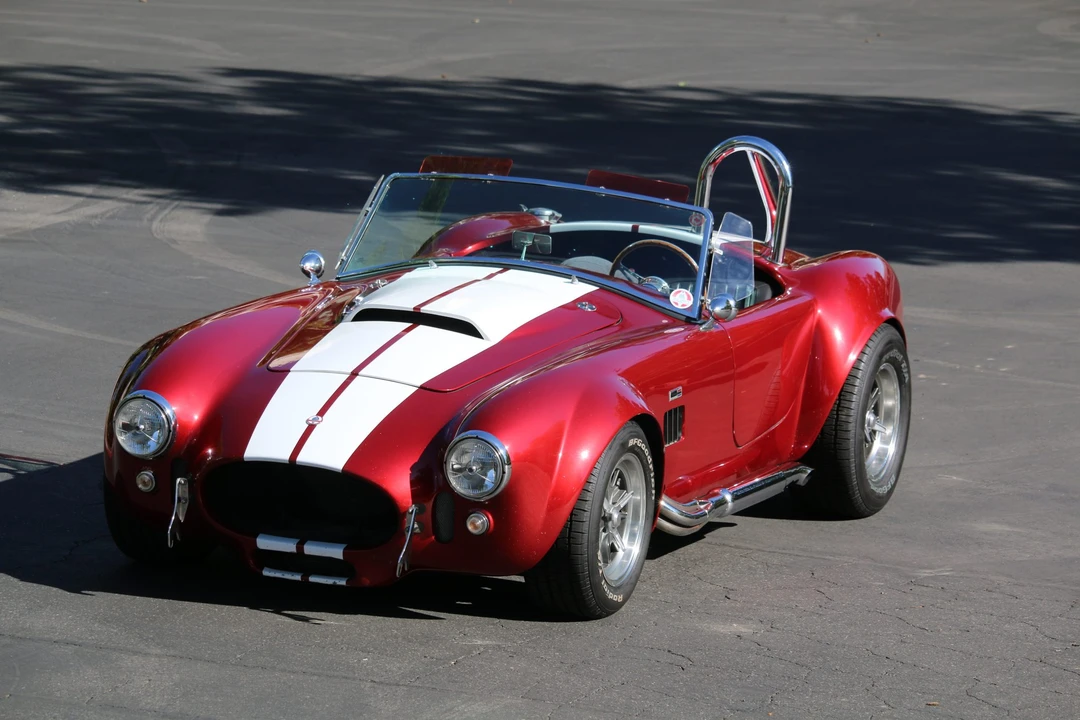 Shelby Cobra Replica - Image 4 of 31