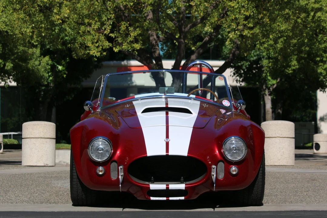 Shelby Cobra Replica - Image 6 of 31