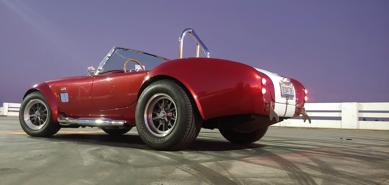 Shelby Cobra Replica - Image 27 of 31