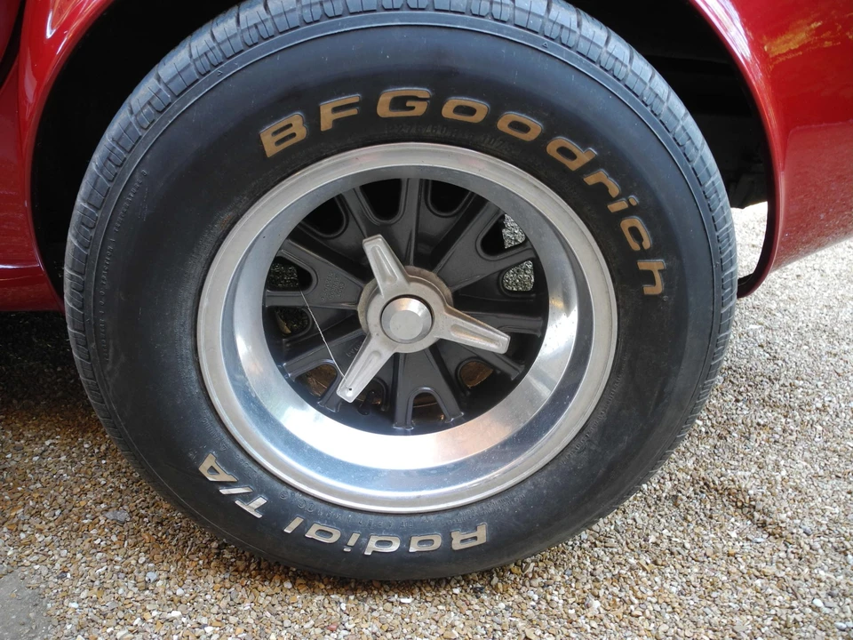 Shelby Cobra Replica - Image 24 of 31