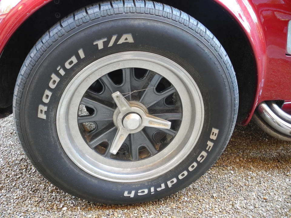 Shelby Cobra Replica - Image 23 of 31