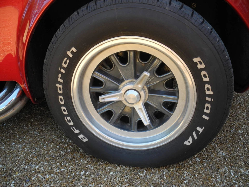 Shelby Cobra Replica - Image 26 of 31