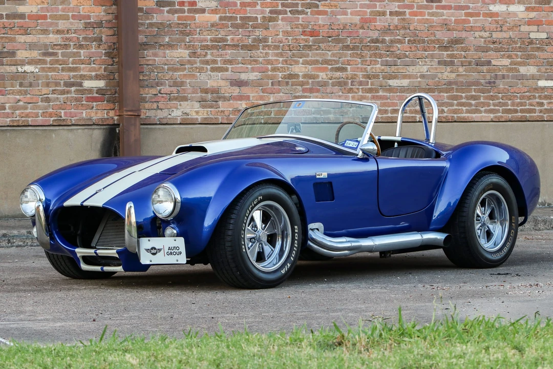 Shelby Cobra Replica - Image 2 of 31