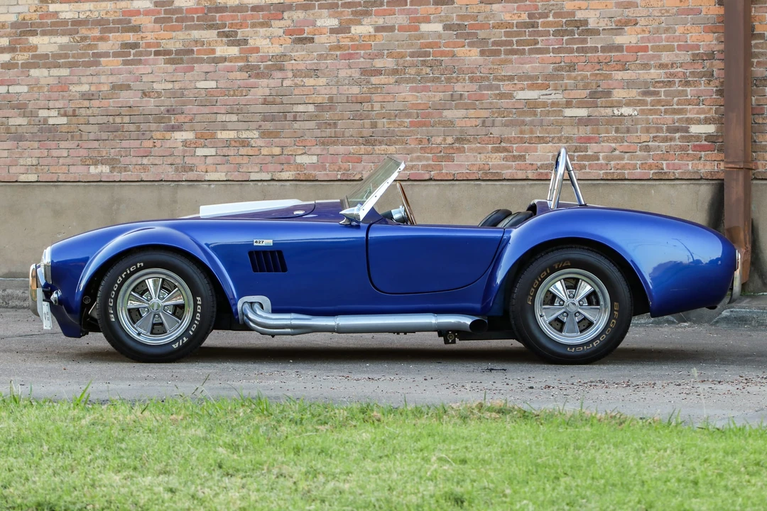 Shelby Cobra Replica - Image 17 of 31