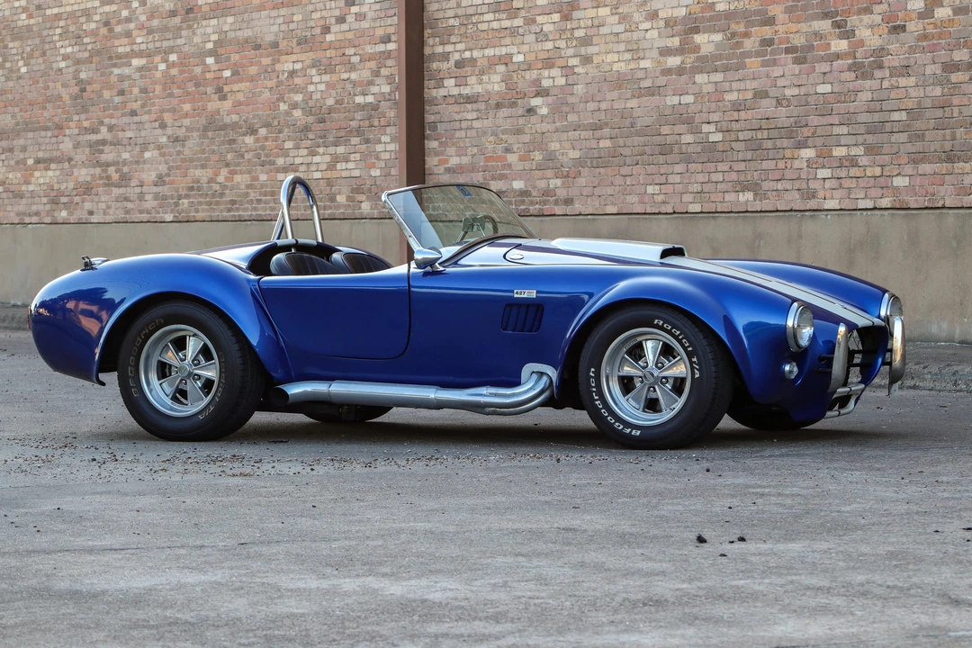 Shelby Cobra Replica - Image 10 of 31