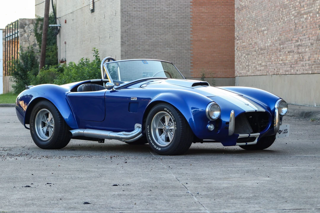 Shelby Cobra Replica - Image 9 of 31